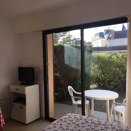 Royal Bearn Aparthotel 3*